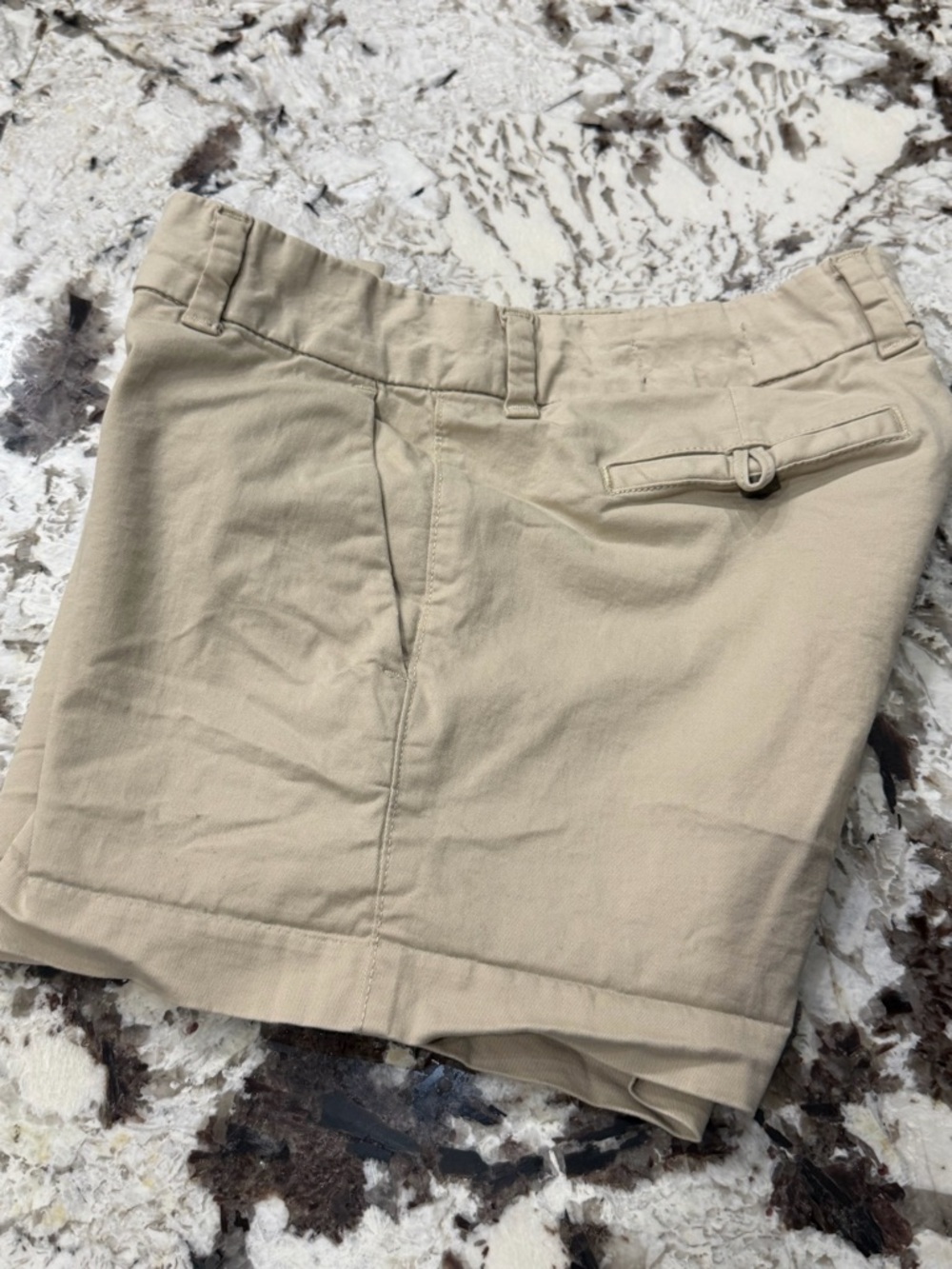 GAP Relaxed Girlfriend Shorts - Khaki Beige